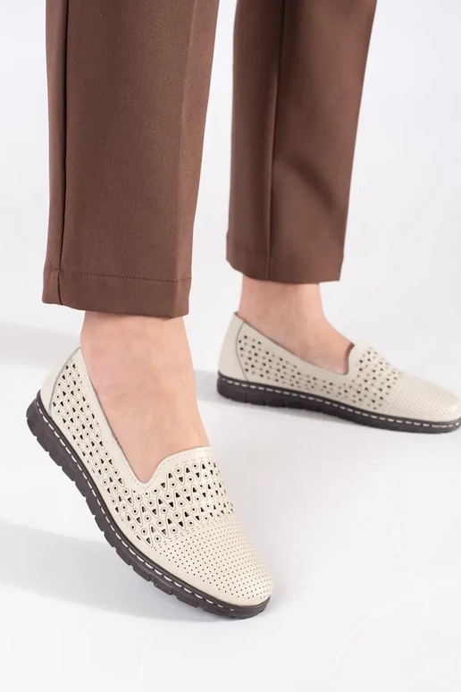 Mustad mokasiinid nahast paksu tallaga