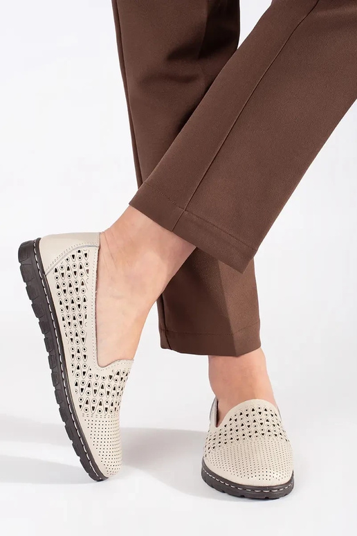 Mustad mokasiinid nahast paksu tallaga