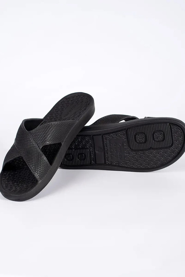 Mustad meeste basseini klapid 2