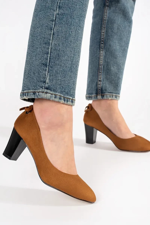 Punased sametised kontsakingad