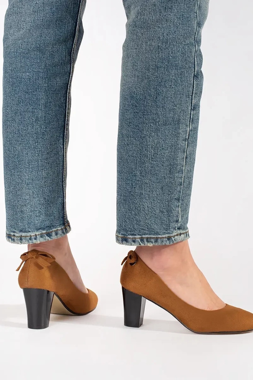 Punased sametised kontsakingad