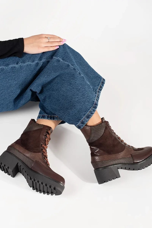 Bordo värvi madala kontsaga kingad