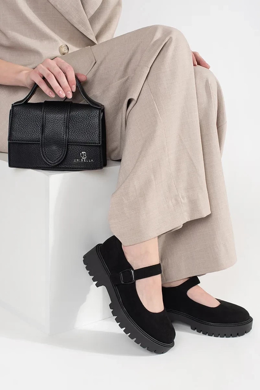 Must väike käekott käepidemega