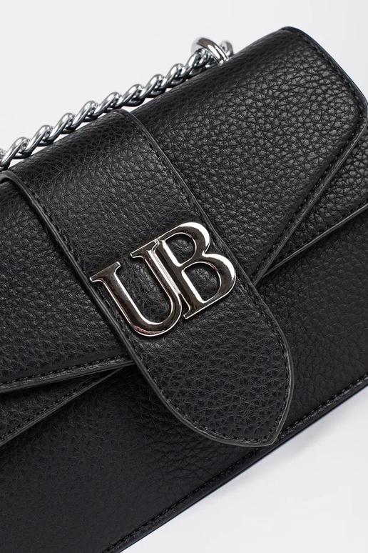 Must väike naiste kott hõbedase ahelaga