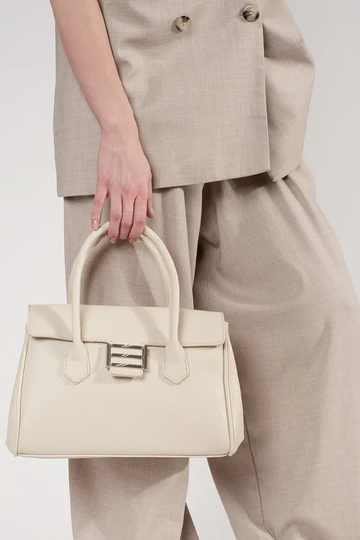 Valge naiste käekott rihmadega 2