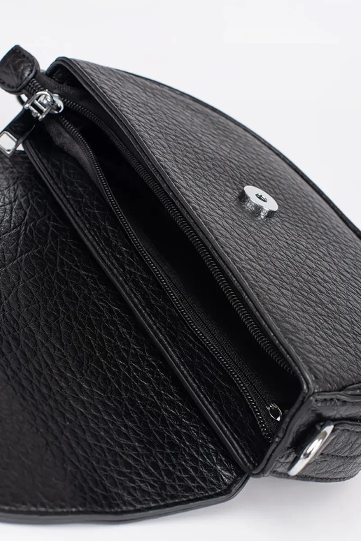 Musta värvi postikott