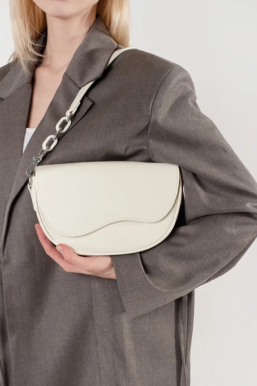 Valge käekott tüüpi nerka