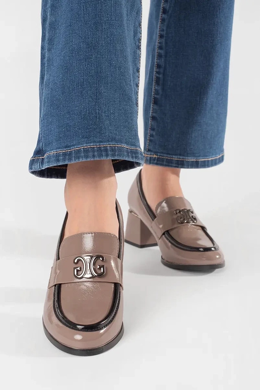 Stiilsed poolkingad Taupe värvi Stiilsed poolkingad Taupe värvi