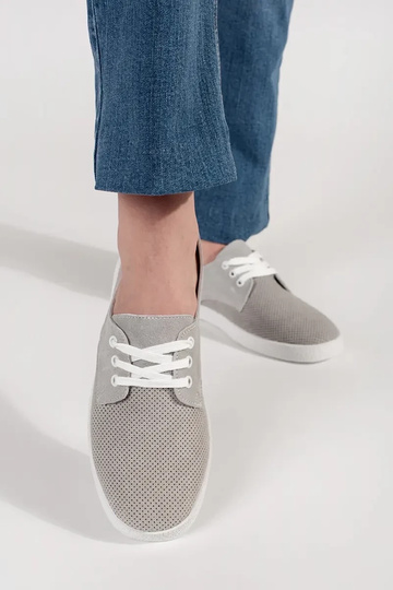 Hallid loodusnahast õhkuvad... 2