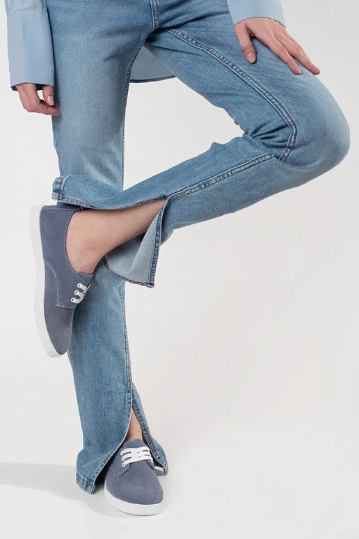 Sinised õhulised kingad naturaalnahast Sinised õhulised kingad naturaalnahast