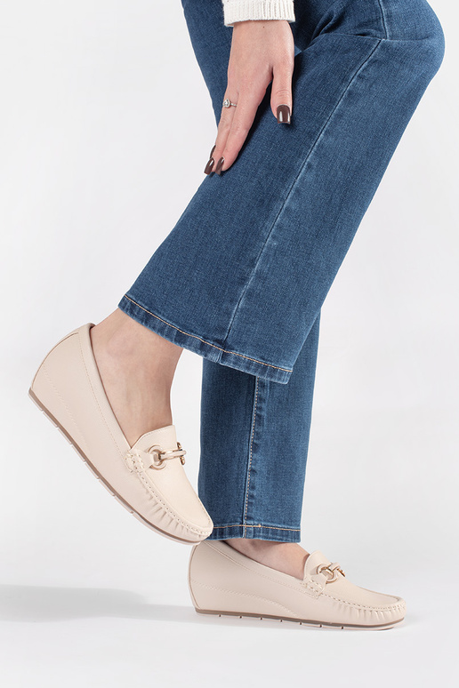 liiva värvi mokasiinid