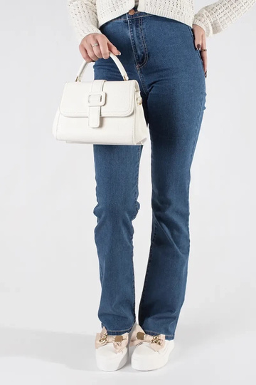 Valge väike käekott... 2