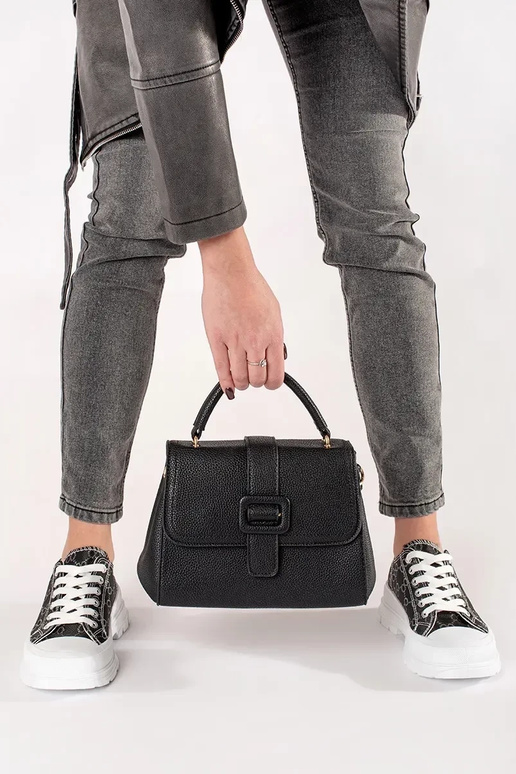 Must väike käekott kuldsete elementidega