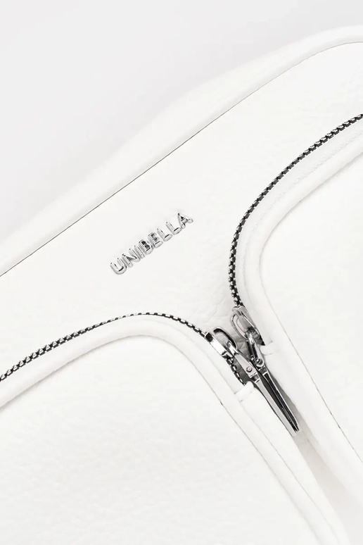 valge väike kott taskutega