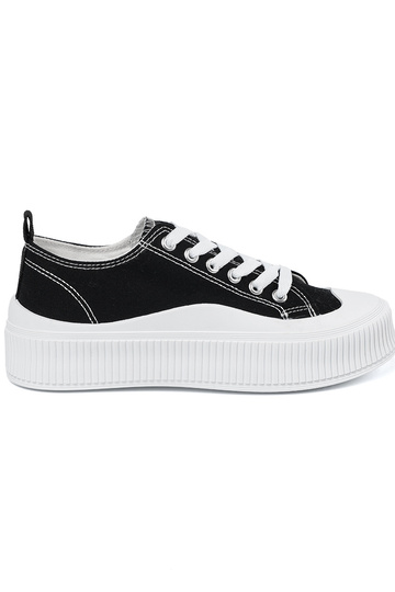 Must-valged Sneakers mudel...