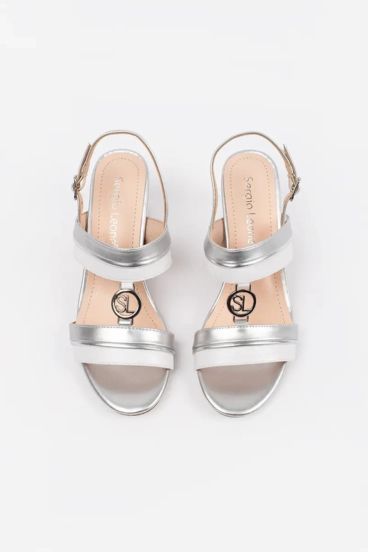 Naiste kõrge kontsaga sandaalid... Naiste kõrge kontsaga sandaalid...