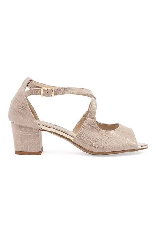 Madala lõikega spordijalatsid...