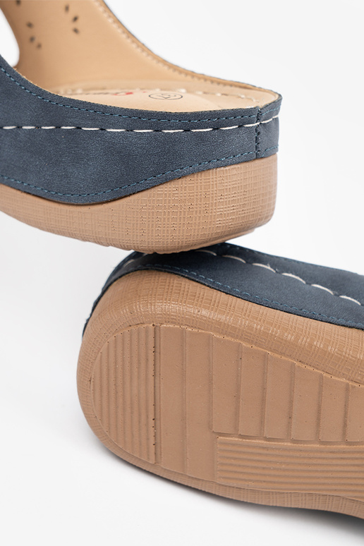 Sandaalid madalal platvormil...