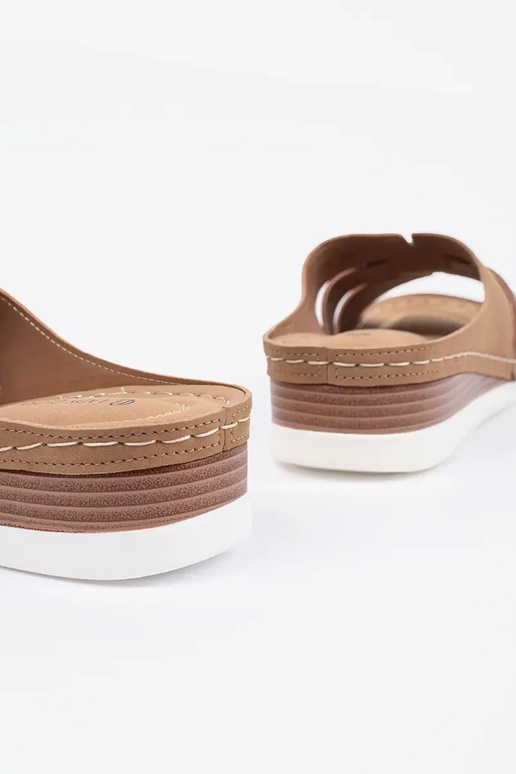 Mugavad sussid madalal platvormil... Mugavad sussid madalal platvormil...