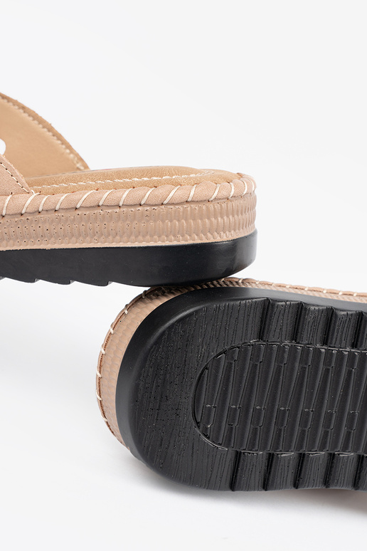 Naiste sussid dekoratiivsete...