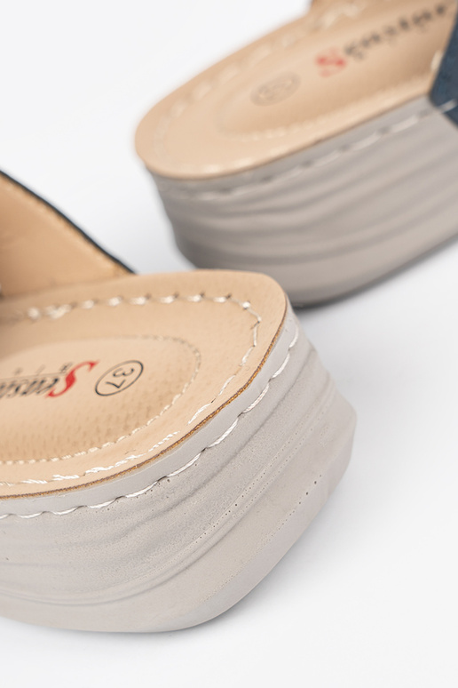 Naiste sussid dekoratiivsete...