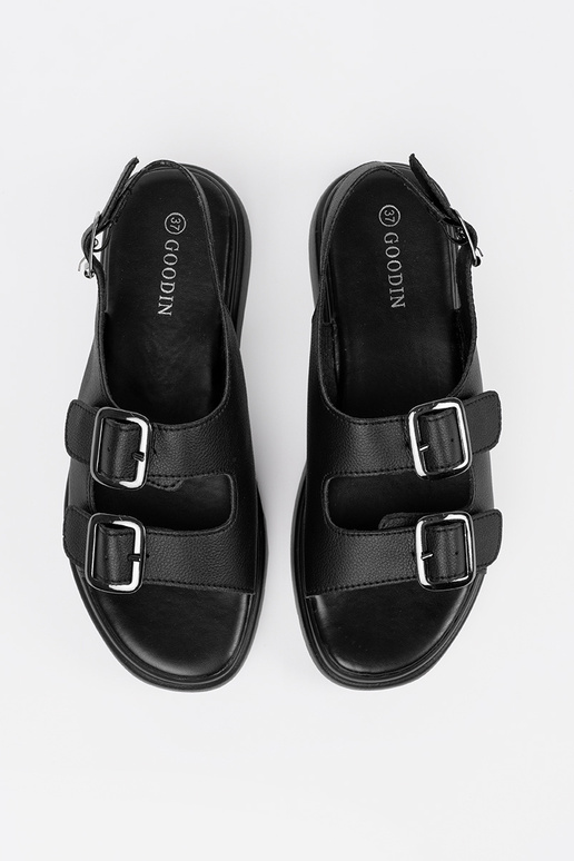 mustad klassikalised sandaalid... mustad klassikalised sandaalid...