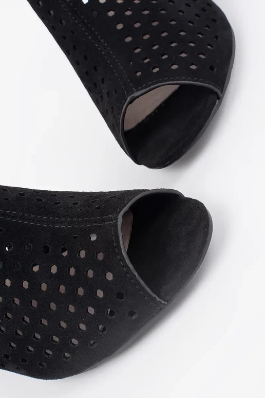 mustad sandaalid kontsadel nahast mustad sandaalid kontsadel nahast