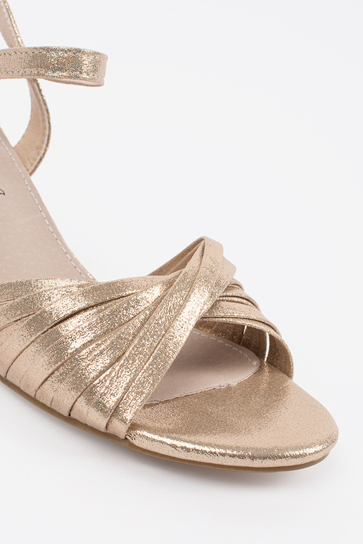 kuldse värvi elegantne sandaalid...