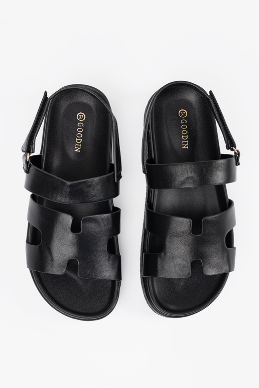 Mustad platvormsandaalid