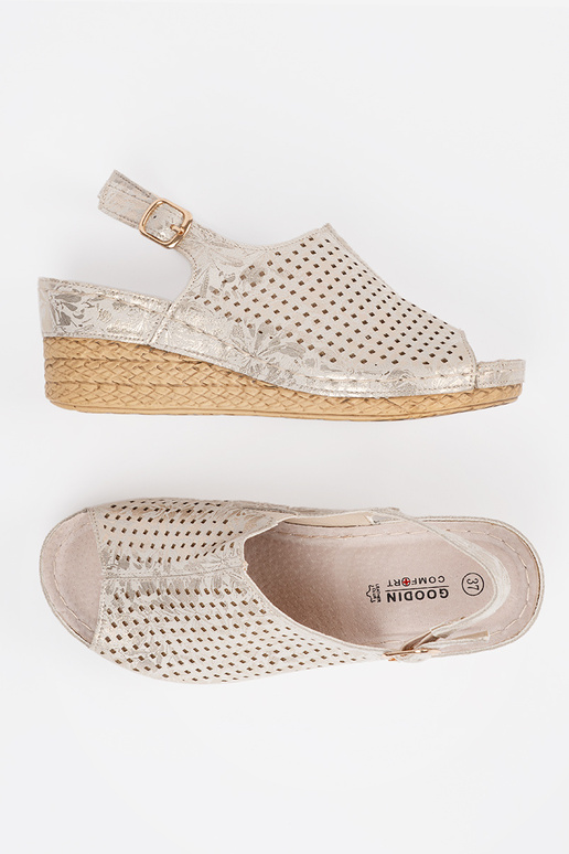 Liivakarva sandaalid Liivakarva sandaalid