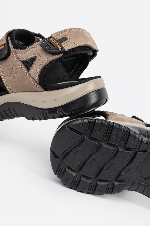 spordilised sandaalid pruuni värvi spordilised sandaalid pruuni värvi