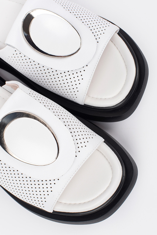 VALGE-MUSTAD KENAD KÜTKEKINDAD...