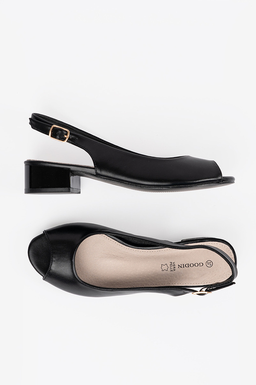 mustad sandaalid elegantsed madalal... mustad sandaalid elegantsed madalal...