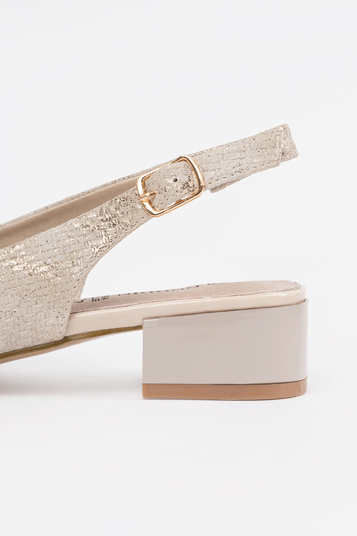 Liivakarva meeste sandaalid madalal...