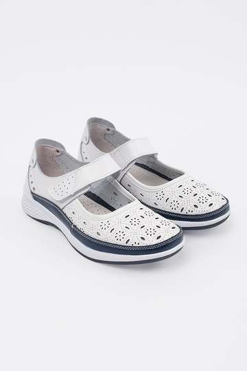 Ažuurne disainiga sandaalid... 2