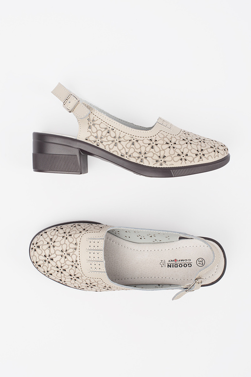 Liivakarva madala kontsaga sandaalid