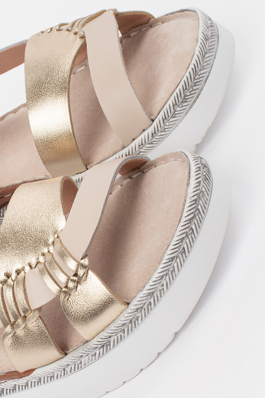 Kreemjas Sandal Platvormiga...