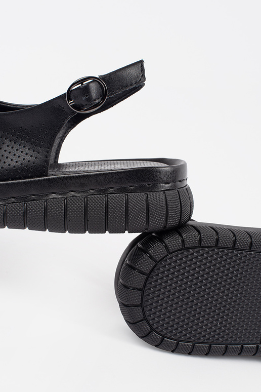 MUSTA VÄRVI ELEGANTSED KINGAD