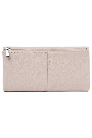 Naistele erksinise värvi...