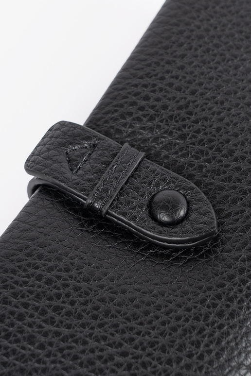 Must naiste rahakott eraldajatega Must naiste rahakott eraldajatega