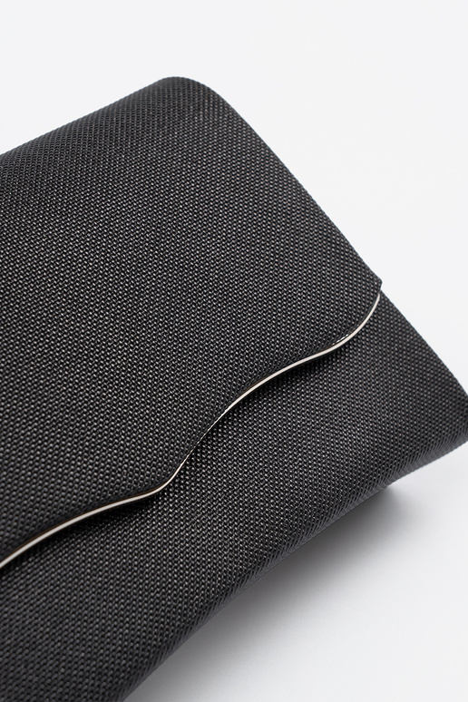 Must käekott ahelaga