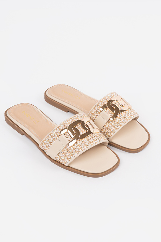 Naisterahvaste liivakarva sussid... Naisterahvaste liivakarva sussid...