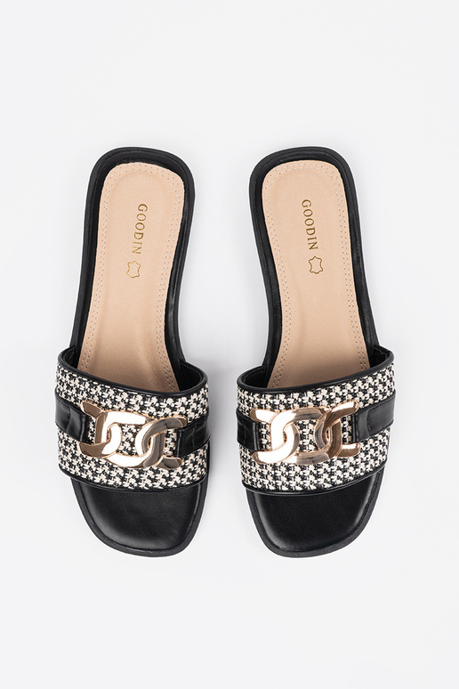 Naisterahvaste mustad-valged sussid... Naisterahvaste mustad-valged sussid...