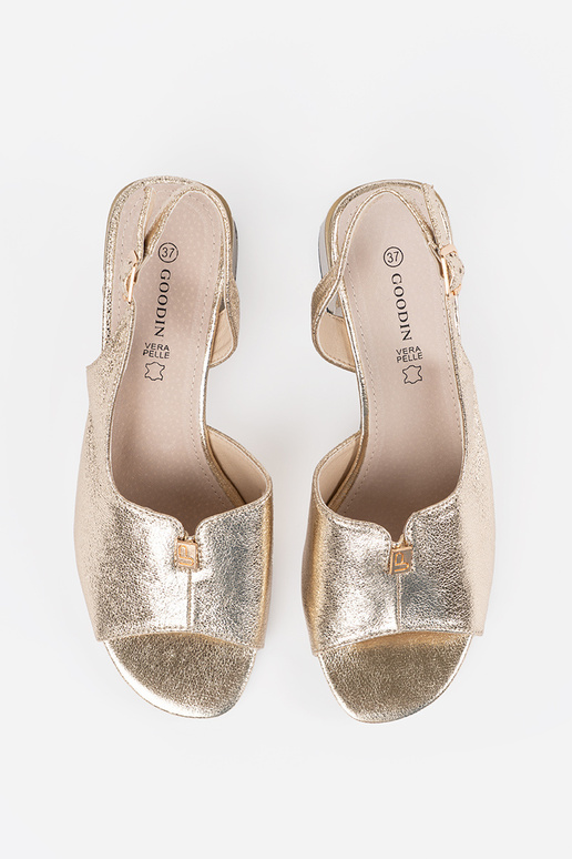 Kuldse värvi sametised naiste... Kuldse värvi sametised naiste...