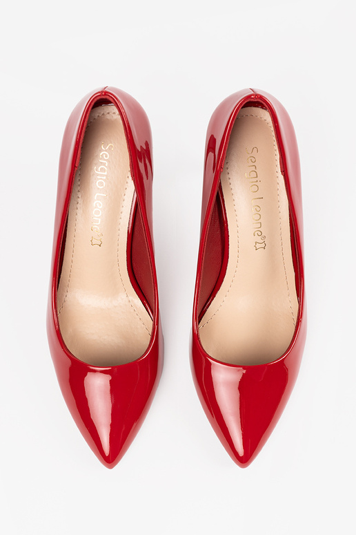 Punased nahksed naiste kõrged kingad...