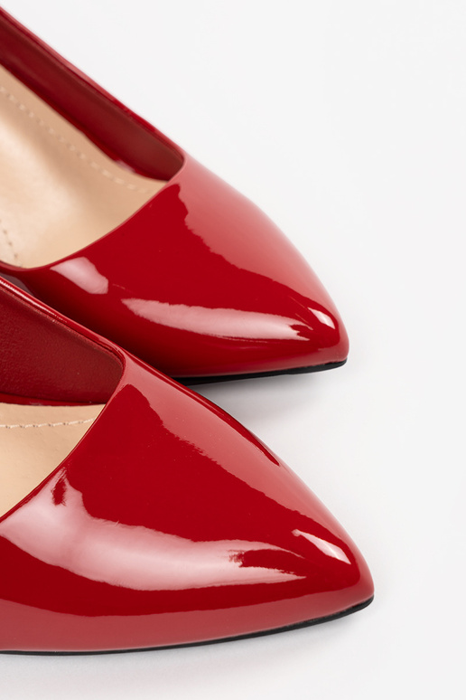 Punased nahksed naiste kõrged kingad...