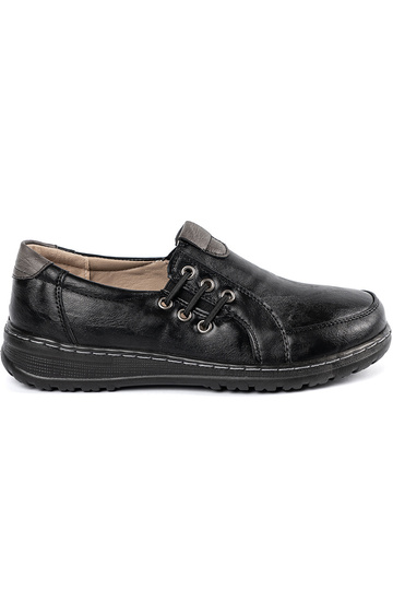 Mustad naiste madalad kingad