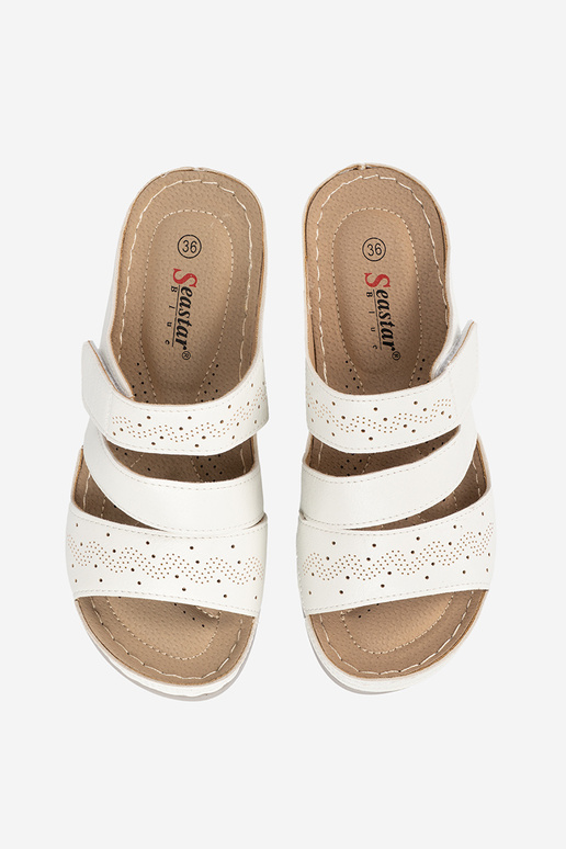 Madala platvormiga sandaalid valge värvi