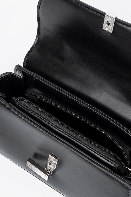 Valge elegantne väike käekott