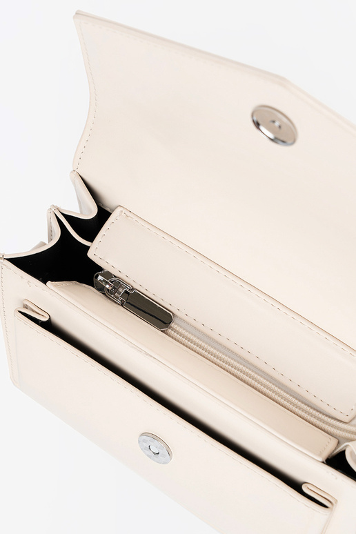 Erkliivakarva väikese elegantse...